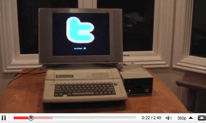 Apple IIe รัน Twitter บนดิสก์ 5.25 นิ้ว
