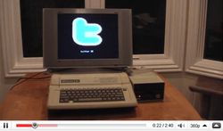 Apple IIe รัน Twitter บนดิสก์ 5.25 นิ้ว