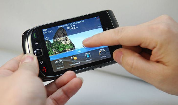 BlackBerry 9800 Slider มาแบบชัดๆ พร้อม BB OS6