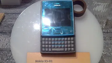 เตรียมพบ Nokia X5-01 เร็วๆ นี้ ...