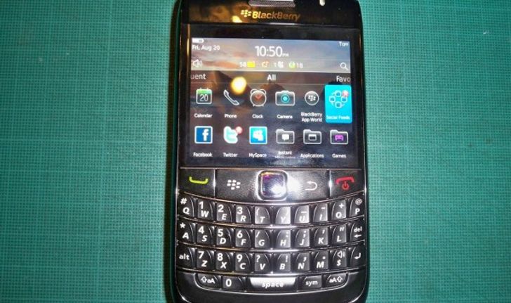 เปิดตัว  BlackBerry Bold 9780 ก่อนใครที่นี้