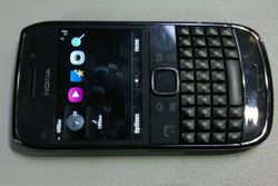 ภาพหลุด Nokia E6-00 พร้อมลือ ใช้ Symbian^3 OS