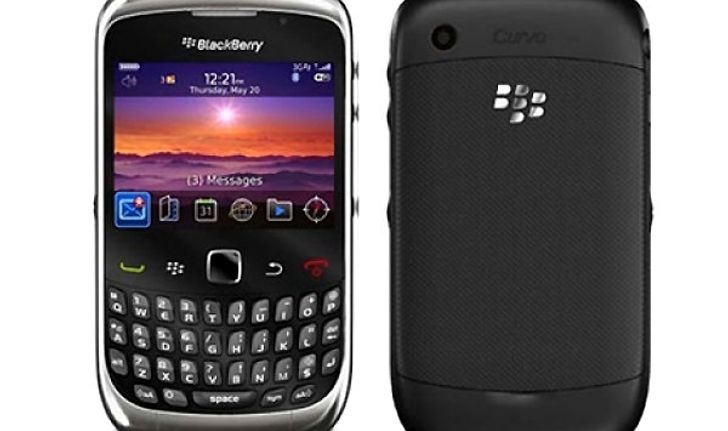 ด่วน!! ปรับราคา BlackBerry Curve 3G เหลือ 9,990 บาท