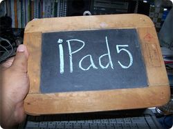 Apple ตบหน้าเจ๊ยิ่งลักษณ์เริ่มนโยบายแจกแท็บเลต iPad ก่อนนายกหญิงไทย!