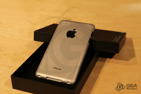 ลองไปดูโมเดลจำลอง iPhone 5 กันดีกว่า! (+video)