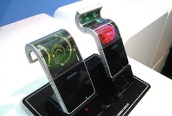 Samsung เผยเตรียมนำนวัตกรรมหน้าจอใหม่ที่มีชื่อว่า flexible display