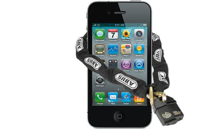 Jailbreak iPhone 4S เจอตอครั้งใหญ่จาก Apple วอนผู้มีจิตอาสาช่วยเหลือด่วน