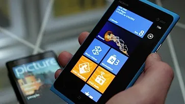 Nokia เปิดตัว Lumia 900 อย่างเป็นทางการกับหน้าจอขนาด 4.3