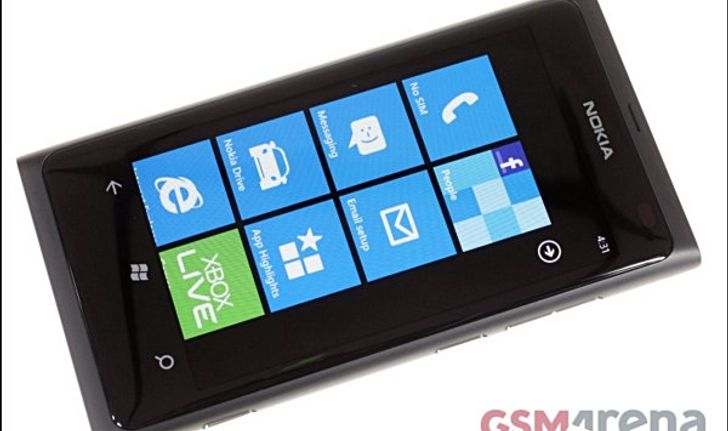 เปิดตัว Nokia Lumia 800 ครั้งแรกในเมืองไทย