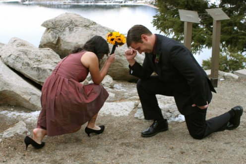 เปิดตัว ท่าคุกเข่าทีโบว์(Tebow)เทรนใหม่