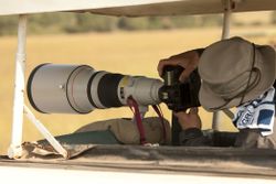 Canon 5D Mark III โผล่ในเคนยาได้ไงไม่รู้ รู้แต่ว่าน่าเล่นชะมัด