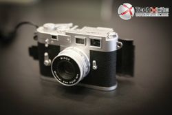 Minox vs OM-D สองกล้องสองสไตล์