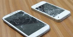 ใจไม่ถึงอย่าดู! Drop Test iPhone 4S และ Samsung Galaxy S III เล่นจริง เจ็บจริง!