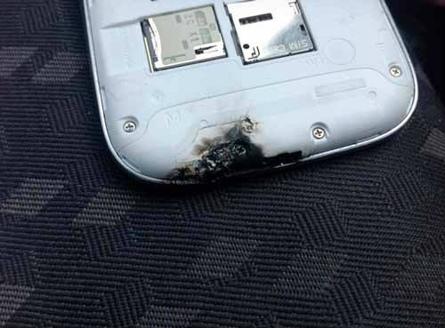 มาแล้ว! แถลงการณ์แรกจาก Samsung เกี่ยวกับปัญหา Galaxy S III ระเบิด!
