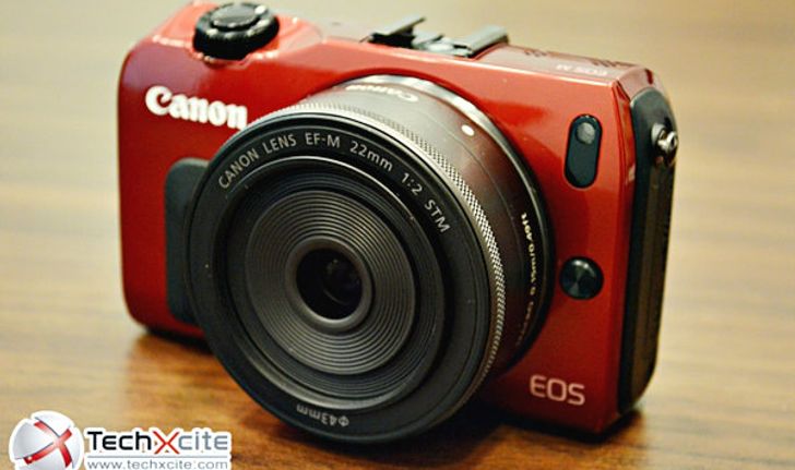 Canon EOS M สุดยอดกล้อง Mirrorless พร้อมหน้าจอ Touchscreen จาก Canon