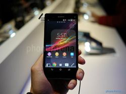 [พรีวิว] Sony Xperia Z สมาร์ทโฟนตัวแรง กันน้ำ กันฝุ่น พร้อมคลิปวีดีโอ การใช้งาน