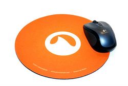 Mouse Pad หรือแผ่นรองเมาส์ มีความจำเป็นอย่างไร ???