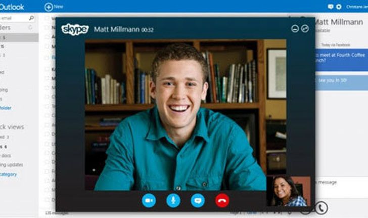 Outlook ก็ใช้แชทกันแบบเห็นหน้าได้