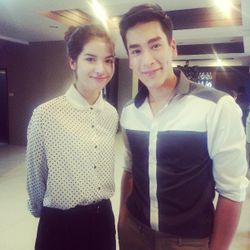 รวมภาพ Instagram  ผู้หญิงที่ตกเป็นข่าวกับซุปตาร์ ณเดชน์