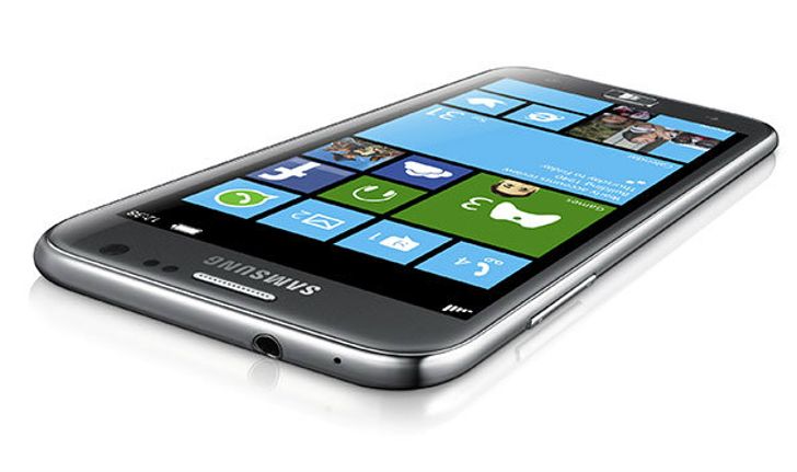 [รีวิว] Samsung ATIV S มือถือวินโดว์โฟน 8 หน้าจอใหญ่ น้ำหนักเบา สเปคระดับไฮเอนด์ จากซัมซุง