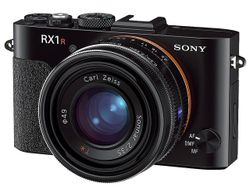 Sony เปิดตัวสองกล้องคอมแพคไฮเอนด์ RX100 II และ RX1R