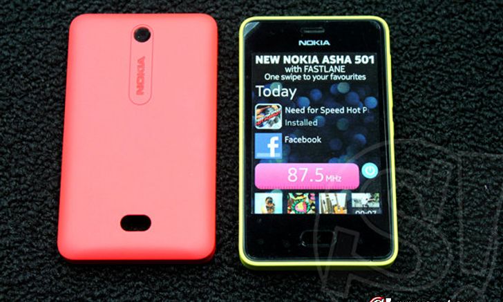 แกะกล่อง Nokia Asha 501 ชิคทุกสีสัน ราคาสุดแสนโดนใจ
