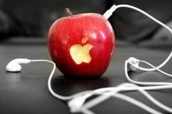 ตะลึง..!! ซื้อ iPhone แต่ได้แอปเปิ้ล 2 ลูกแทน