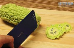 เปิดตัวภาพทีเซอร์ Vivo X3 สมาร์ทโฟนบางที่สุดในโลก ใช้เป็นมีดหั่นผัก
