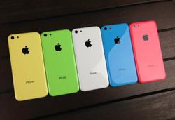 ภาพหลุด ฝาหลัง iPhone 5C (ไอโฟน 5C) ครบ 5 สี