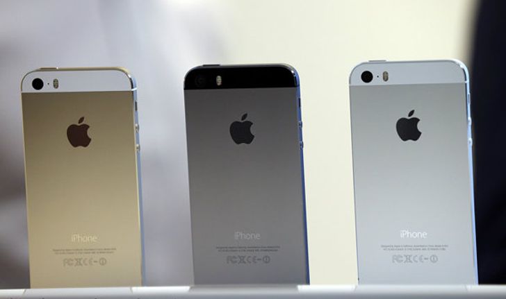 คำถามยอดฮิต iPhone 5s สีไหนเหมาะกับคุณ