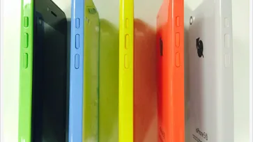 iPhone 5c ของปลอมยัดไส้ Android มีขายแล้วที่ญี่ปุ่น (ชมคลิป)