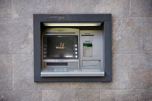 ไม่ง่าย ! ตู้ ATM ส่วนใหญ่ยังใช้ Windows XP แต่ 8 เม.ย. ไมโครซอฟท์จะหยุดสนับสนุนแล้ว