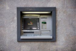 ไม่ง่าย ! ตู้ ATM ส่วนใหญ่ยังใช้ Windows XP แต่ 8 เม.ย. ไมโครซอฟท์จะหยุดสนับสนุนแล้ว