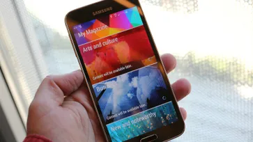สัมผัสเครื่อง Samsung Galaxy S5 แบบ 360 องศา