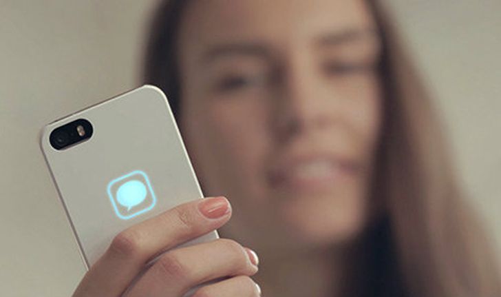Amazing !! เคส iPhone เปลี่ยนคลื่นไฟฟ้าให้เป็นการแจ้งเตือนแบบเรืองแสงได้