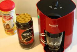 เครื่องชงกาแฟ NESCAFÉ Red Cup สัมผัสรสชาติพรีเมี่ยม