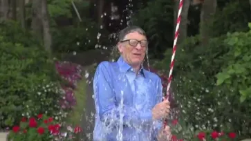 Ice Bucket Challenge คนดังแห่เล่น !! กิจกรรมแปลกแต่ได้บุญ