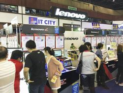 [Commart Comtech 2014]  โปรลดราคาอีกมากมายที่บูธ Lenovo