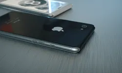 ถ้า iPhone 6 ยังไม่ถูกใจ มาชม iPhone 8 concept กันดีกว่า