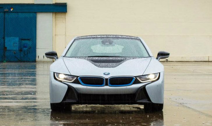 เผยโฉม BMW ปรับลุคใหม่ไฟหน้าเลเซอร์และไฟท้าย OLED สว่าง สวยคม