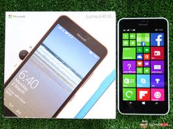 [รีวิว] Microsoft Lumia 640 XL Dual SIM วินโดวส์โฟนหน้าจอใหญ่ถึง 5.7 นิ้ว