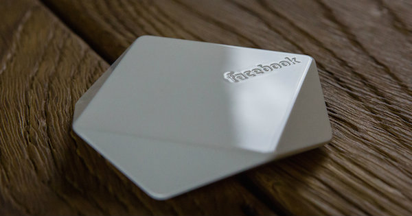เฟซบุ๊กเริ่มแจก Facebook Bluetooth Beacons จุดปล่อยสัญญาณช่วยระบุตำแหน่ง
