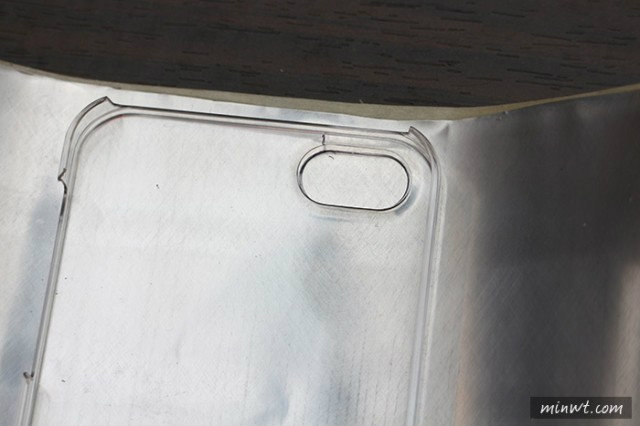 tips-diy-iphone-case-from-aluminium-can-13