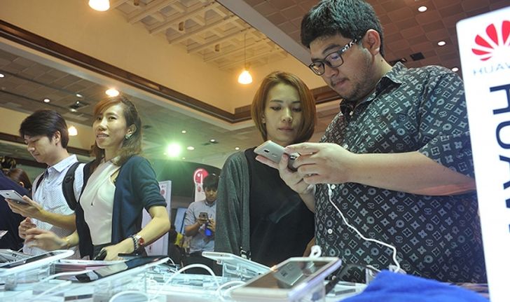 อัพเดตสมาร์ทโฟน "4G" ยี่ห้อ-รุ่นไหน "จ่าย 5 พันมีทอน"