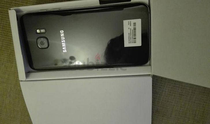 เผยภาพหลุดตัวเครื่อง Samsung Galaxy S7 edge จากกล่องพร้อมอุปกรณ์และราคาเครื่อง