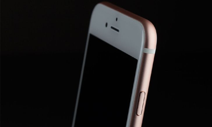 [ลือ] เราอาจได้เห็น iPhone Pro หน้าจอ OLED ขนาด 5.8 นิ้ว ในปีช่วงปี 2017-2018 นี้