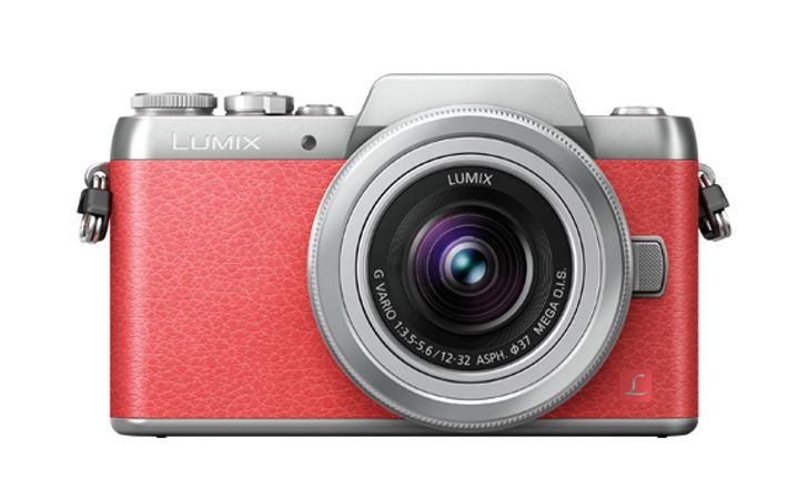 ใครอยากได้กล้องใหม่ต้อง LUMIX DMC-GF8 Selfie&Beauty More