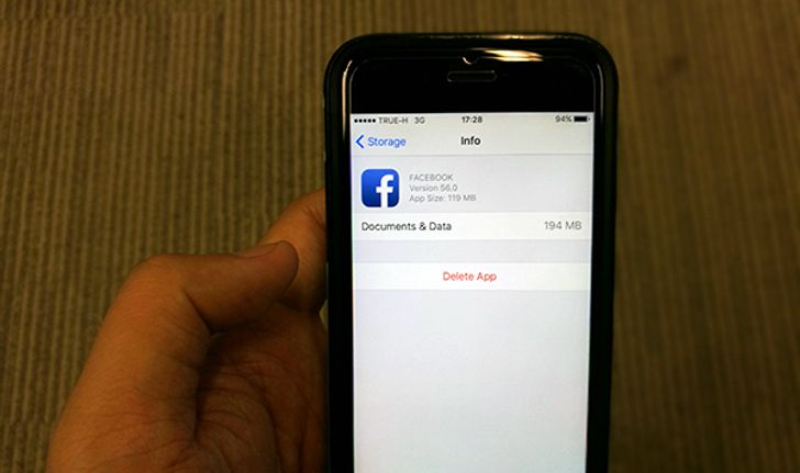 [How-To] วิธีลบ Apps บน iPhone สำหรับกรณีที่กดลบจากหน้า Home ไม่ได้