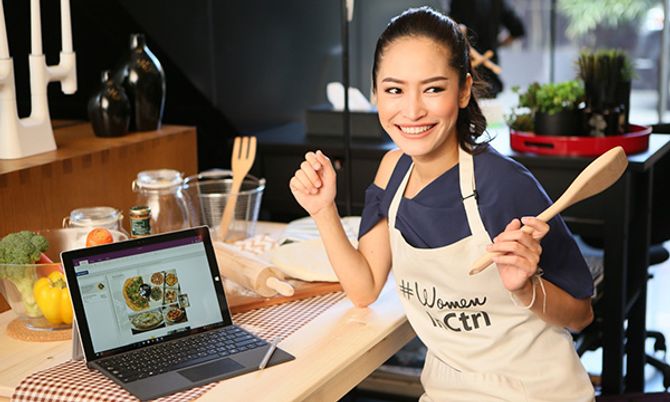 ไมโครซอฟท์ เปิดตัวแคมเปญ #WomenInCtrl ชู Surface Pro 4 แท็บเล็ตทรงพลัง ผู้ช่วยผู้หญิงยุคใหม่