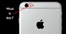 รู้หรือไม่ ? จุดสีดำระหว่างกล้องหลังและแฟลชบน iPhone คืออะไรและมีประโยชน์อย่างไร ?